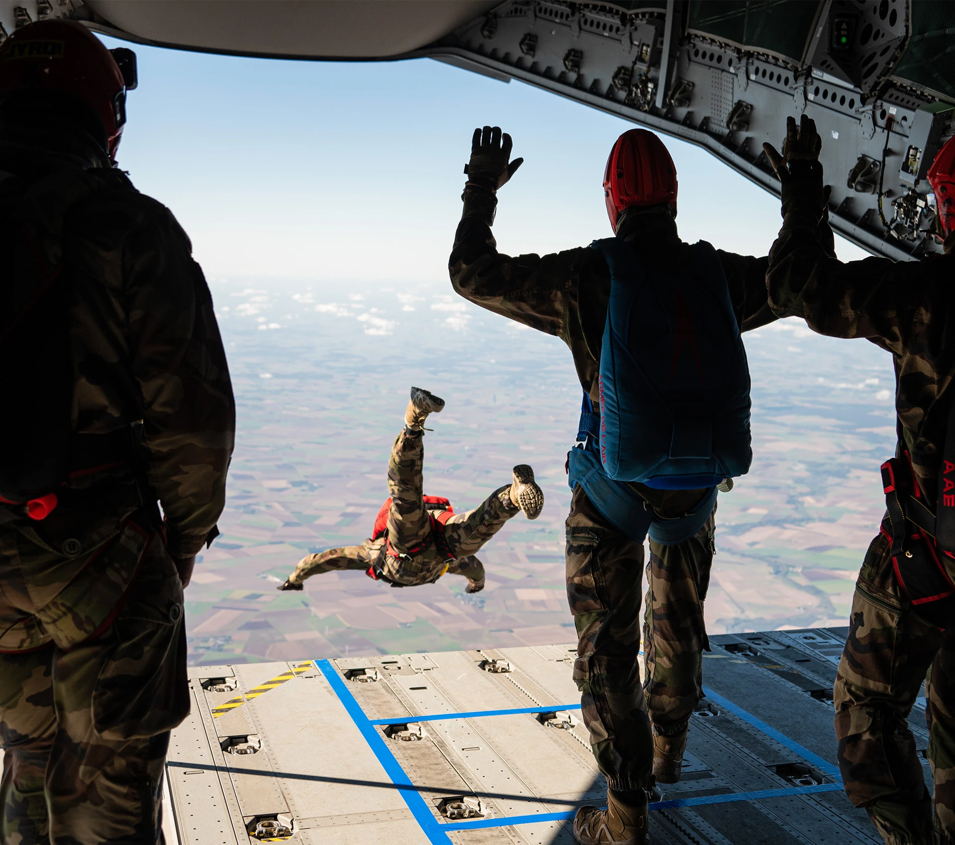 Devenir quipier Parachutiste De L air Militaire devenir-quipier-parachutiste-de-l-air-militaire